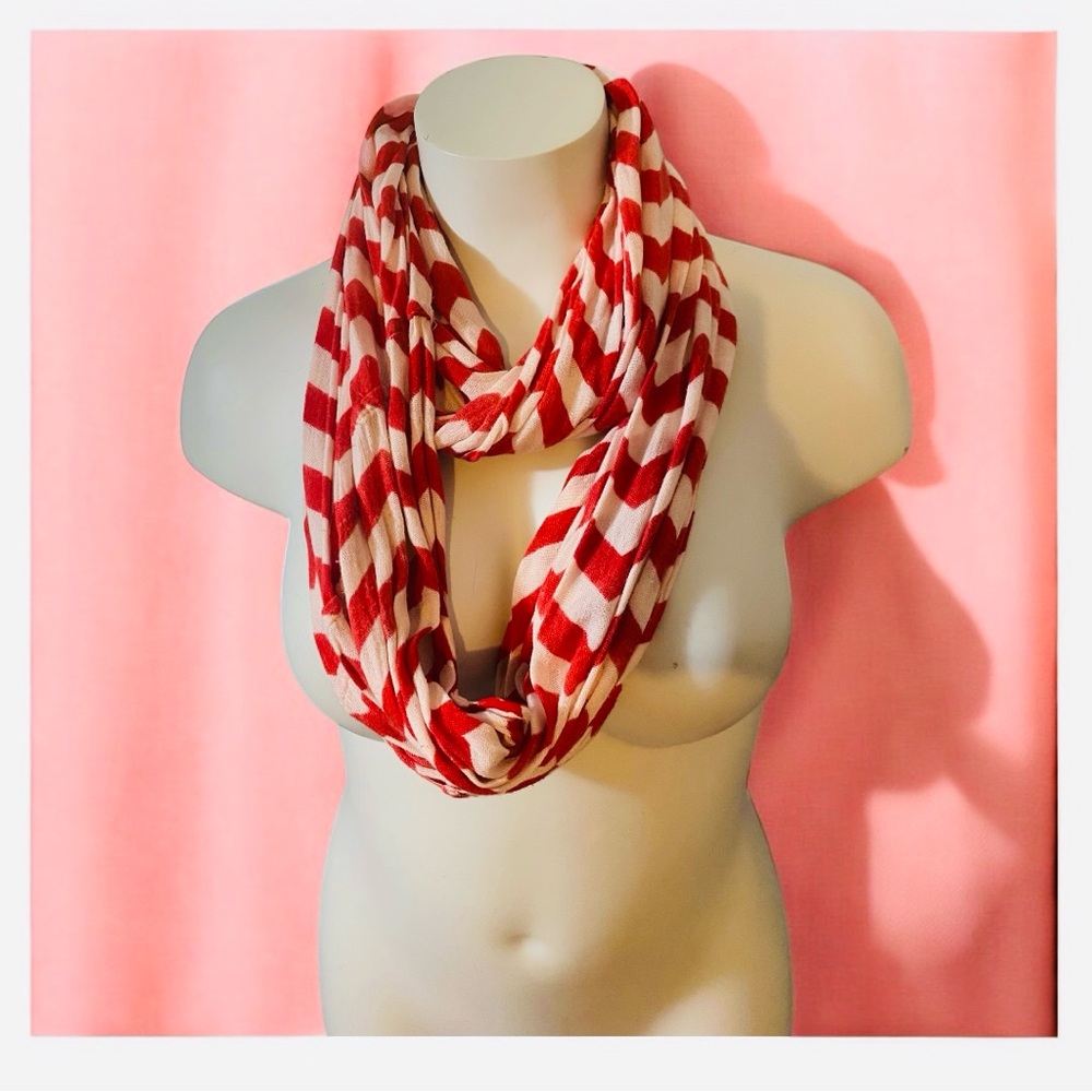 Stylish Scarf Trio - Picture 9 of 16
